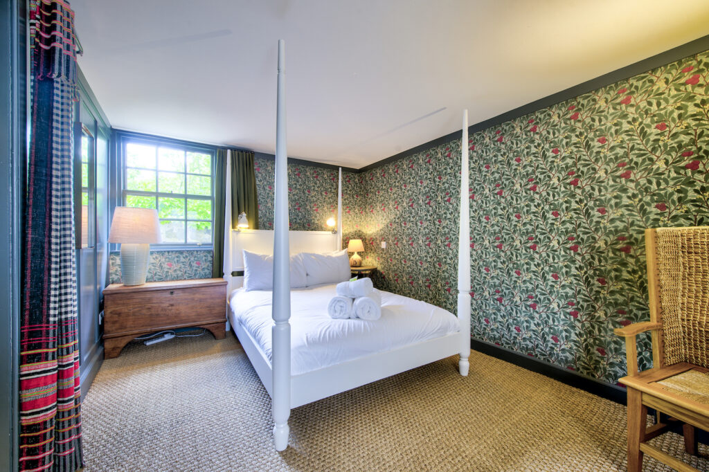 Studio Bedroom